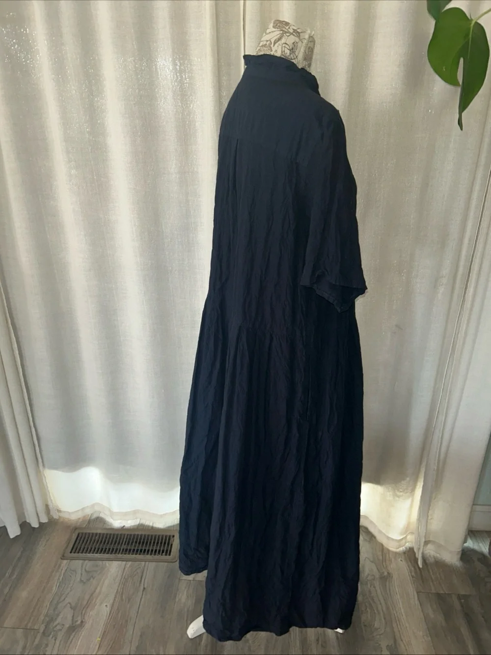 Pas De Calais Navy Blue Crinkle Button Front Midi Dress Size 40 US M - Picture 7 of 9